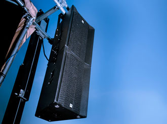 Recenze – HK Audio Linear 5 LTS a L Sub 4000A
