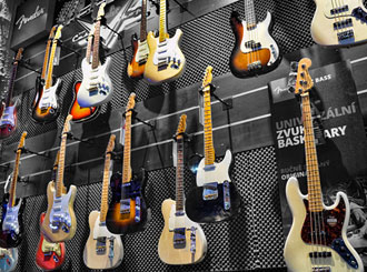 Přijďte si zahrát na Fender Custom Shop