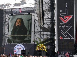 ALICIA KEYS a GEO T na festivalu Top of the mountain