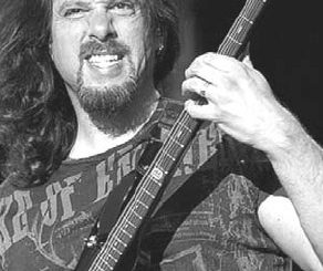 John Petrucci a Radial JD7
