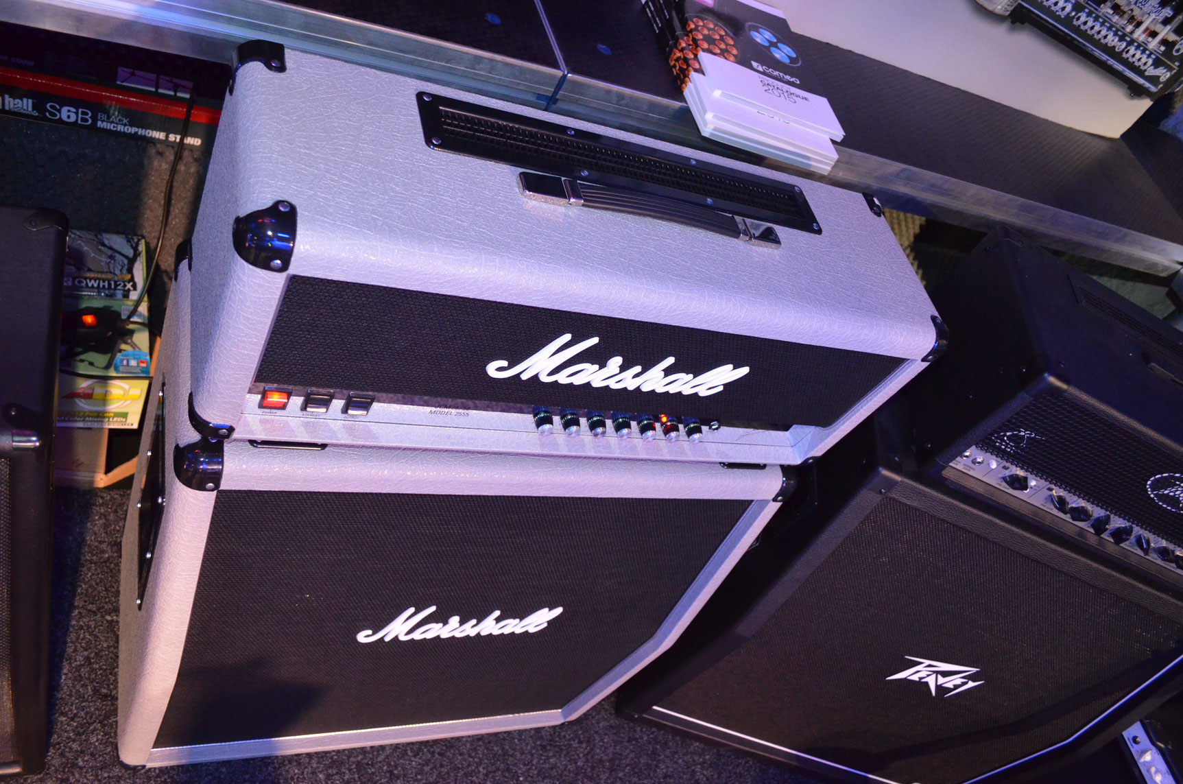 Marshall 2555X Jubilee exkluzivně v Musicdata Marshall 2555X Jubilee exkluzivně v Musicdata