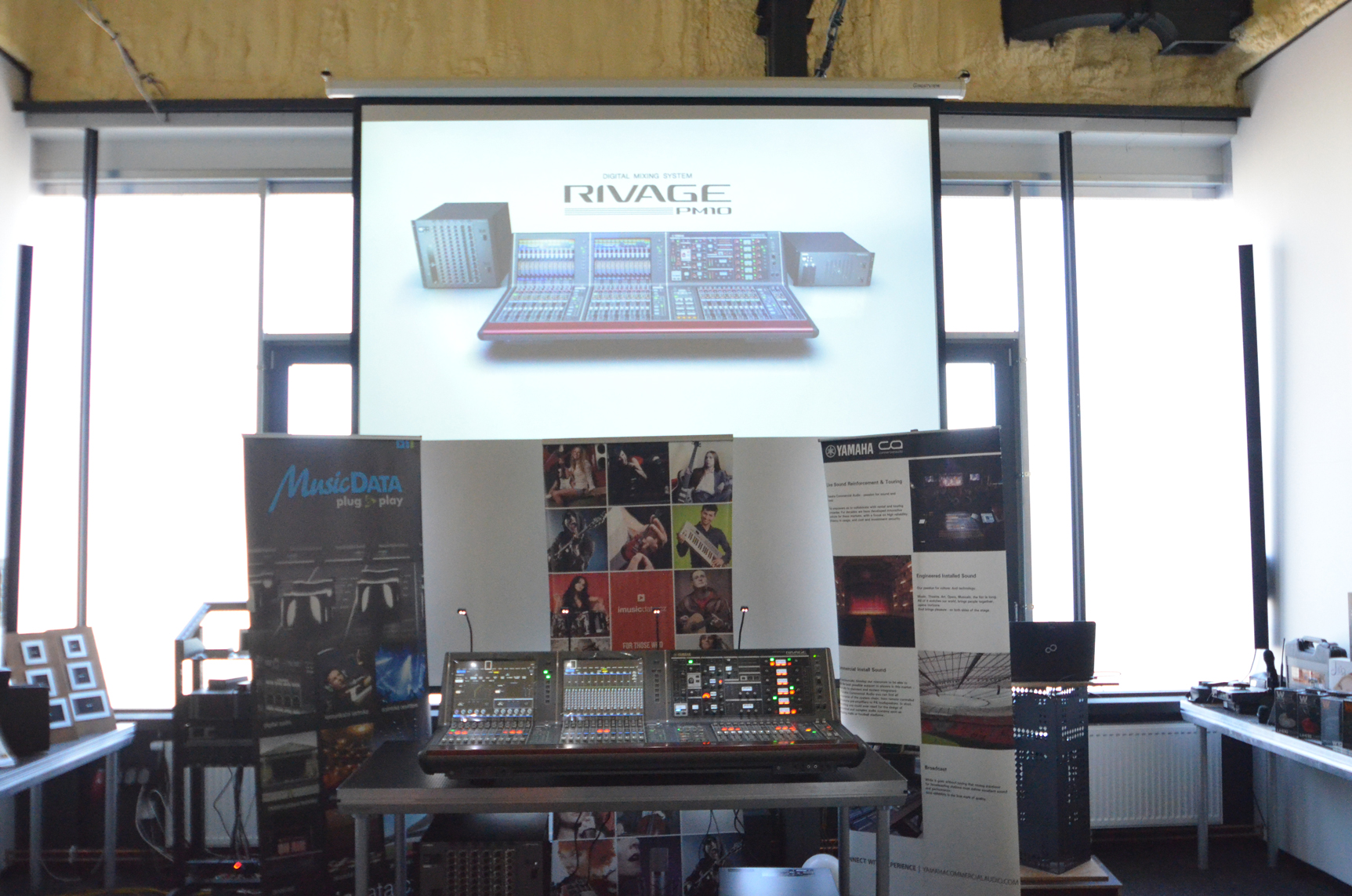 Yamaha Rivage PM10 – jeden z prvních kusů v evropě dorazil do MusicData