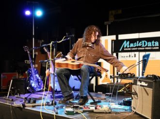 Obrázek č.2 article GWYN ASHTON v showroomu MusicData