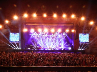Obrázek č.9 article Velká premiéra JB-Lighting Varyscan P4 na Colours of Ostrava