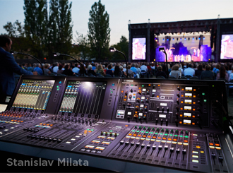 První YAMAHA RIVAGE PM7 v České republice