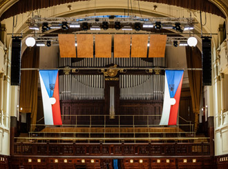 Nexo STM Line Array ve Smetanově síni Obecního domu