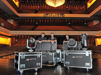 Festspielhaus Baden-Baden investoval do světel P18 a Sparx 18 od JB-Lighting