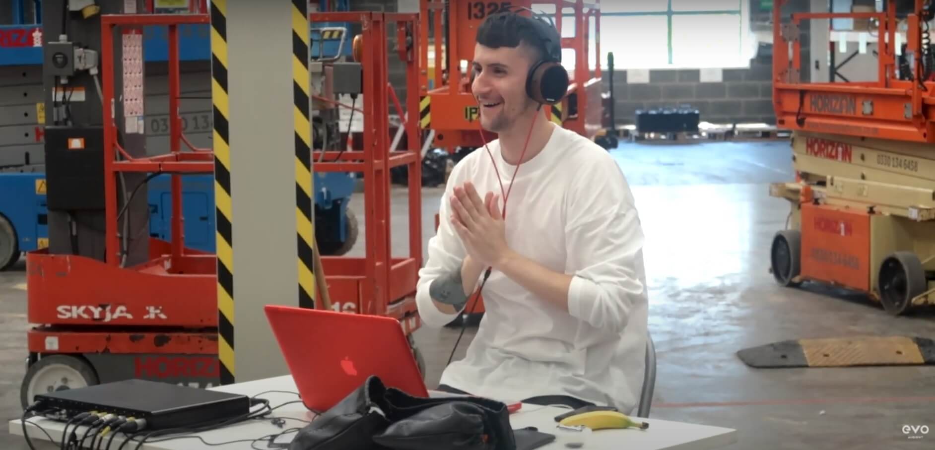 YouTube ‘Extreme’ bubeník uchvácen zvukovou kartou EVO 16 YouTube ‘Extreme’ bubeník uchvácen zvukovou kartou EVO 16