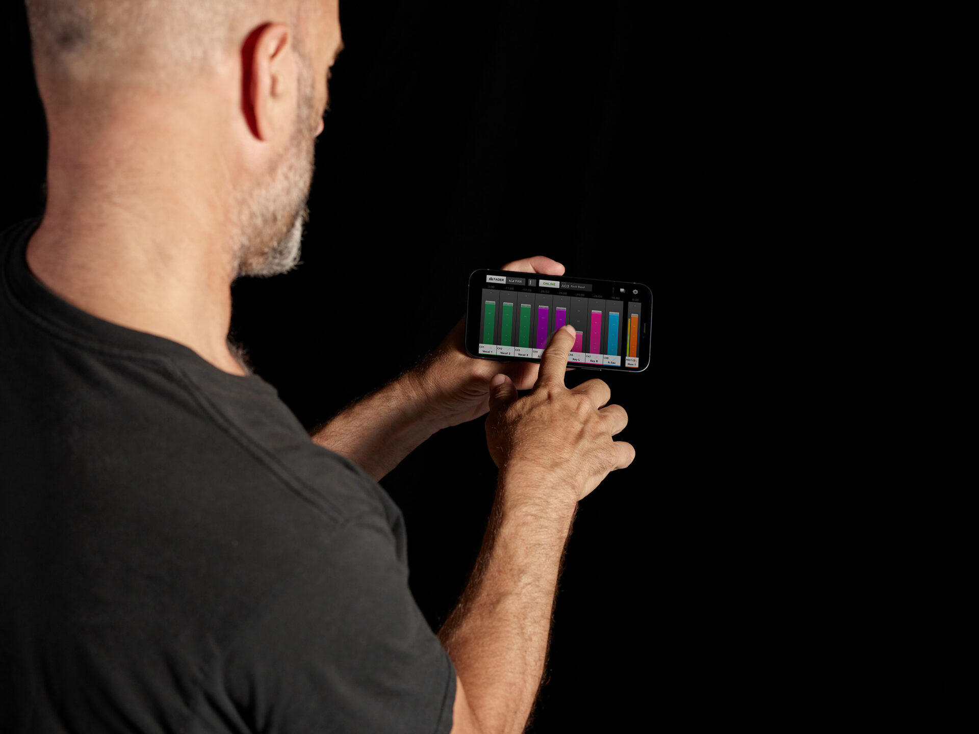 Nové ultra kompaktní digitální mixpulty Yamaha DM3 Nové ultra kompaktní digitální mixpulty Yamaha DM3