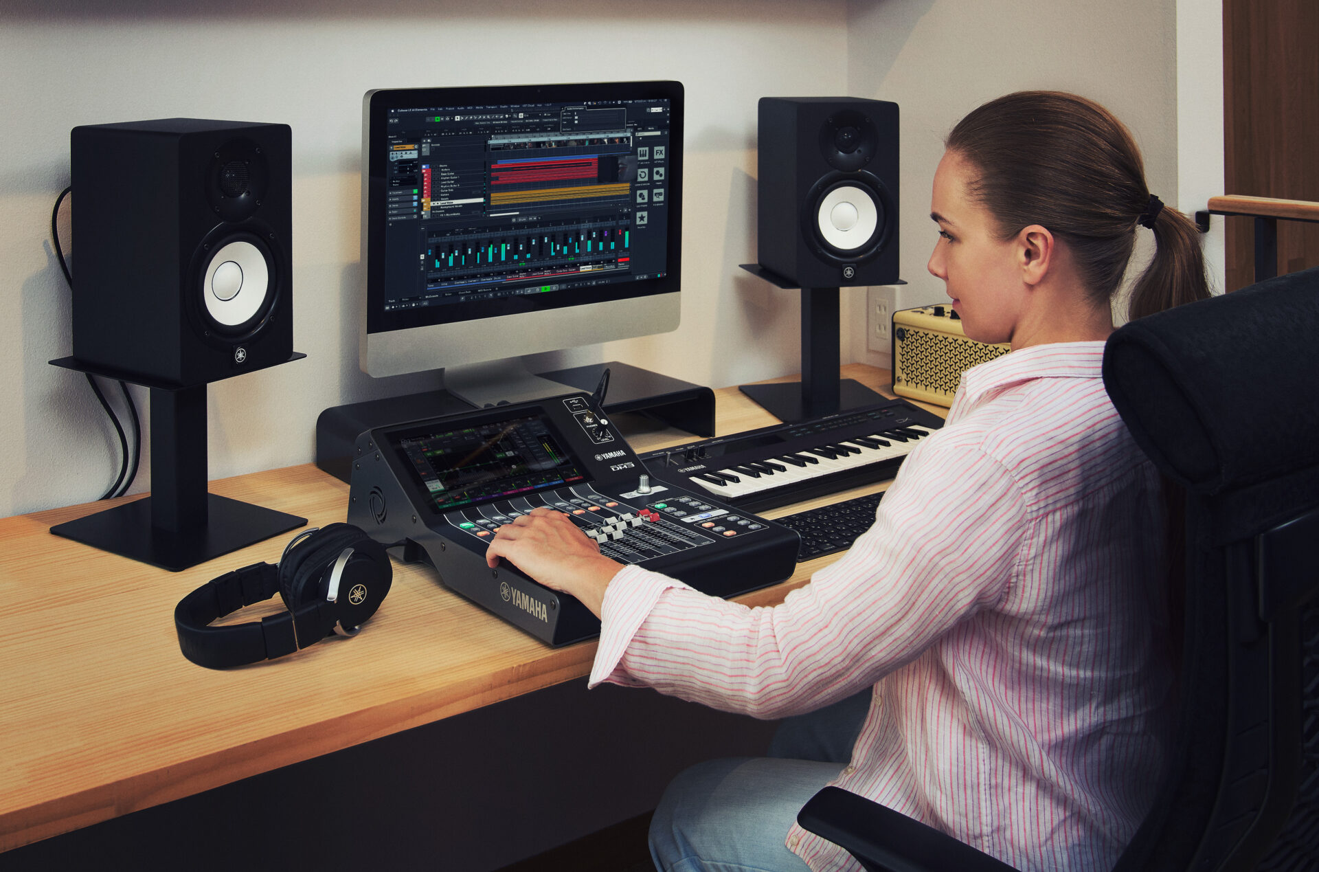 Nové ultra kompaktní digitální mixpulty Yamaha DM3 Nové ultra kompaktní digitální mixpulty Yamaha DM3