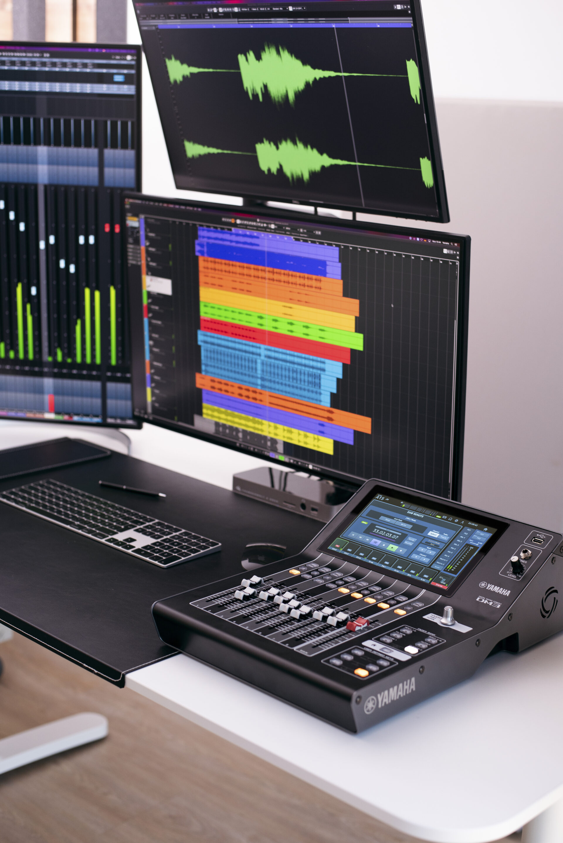 Nové ultra kompaktní digitální mixpulty Yamaha DM3 Nové ultra kompaktní digitální mixpulty Yamaha DM3