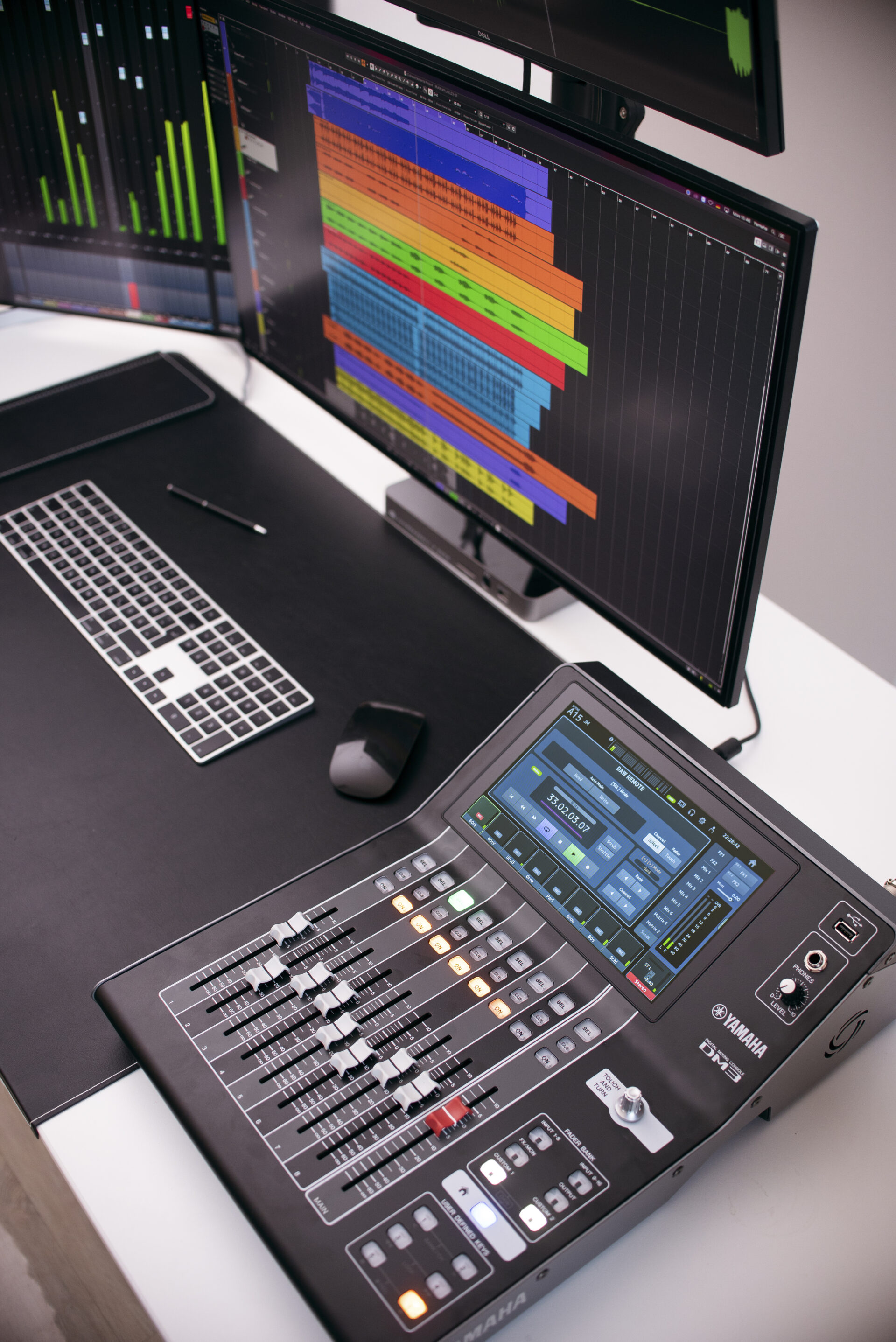 Nové ultra kompaktní digitální mixpulty Yamaha DM3 Nové ultra kompaktní digitální mixpulty Yamaha DM3