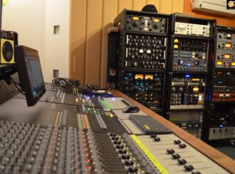 Audient ASP8024-HE - nová recording konzole pro studio COBRA SOUND