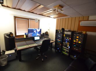 Obrázek č.5 article Audient ASP8024-HE - nová recording konzole pro studio COBRA SOUND