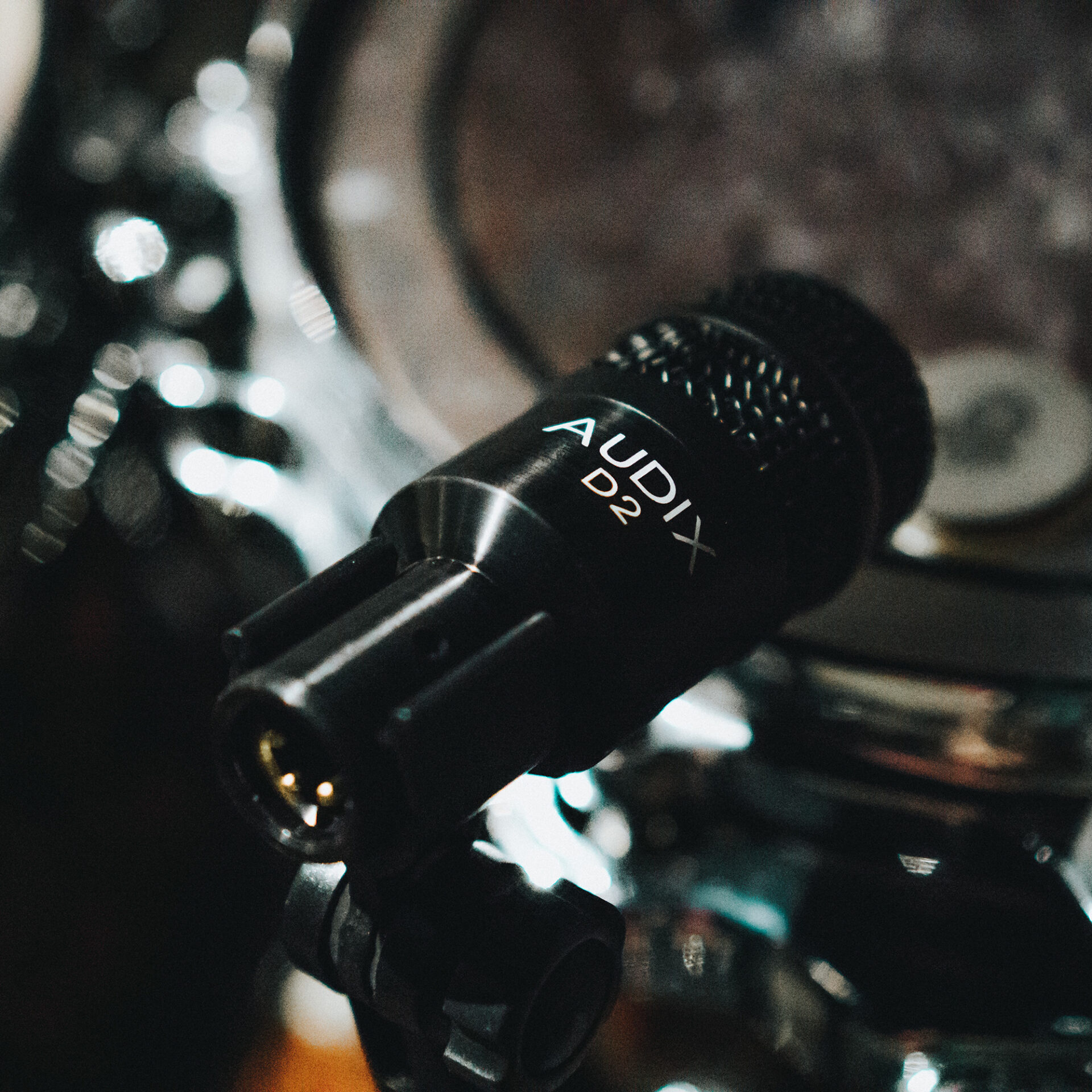 AUDIX ALL ACCESS: Zpěvák a kytarista Eduardo Gil a jeho kapela Sifting hledají heavy metalové zlato s mikrofonem Audix