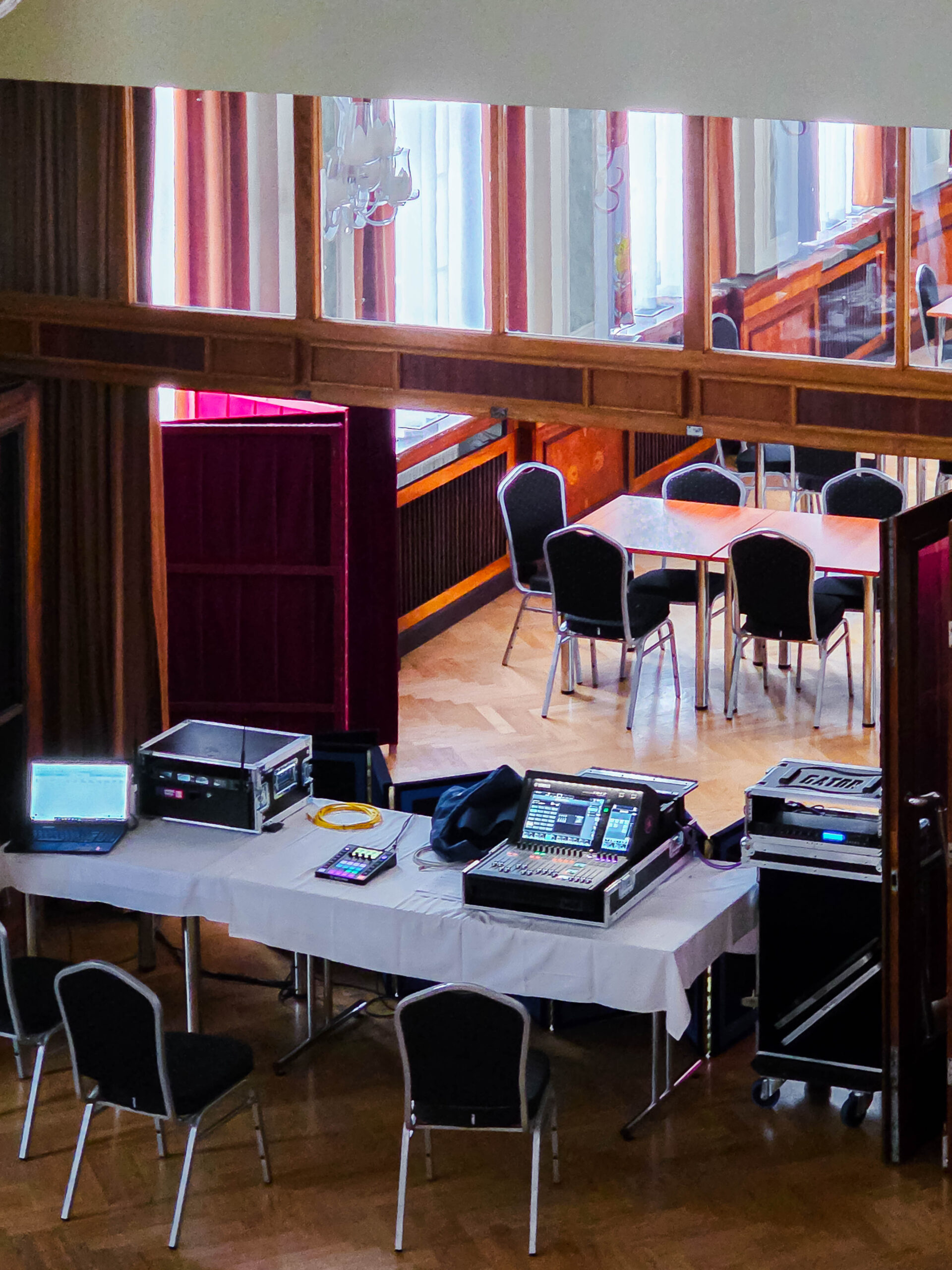 Kulturní a kreativní centrum Ostrov Kulturní a kreativní centrum Ostrov