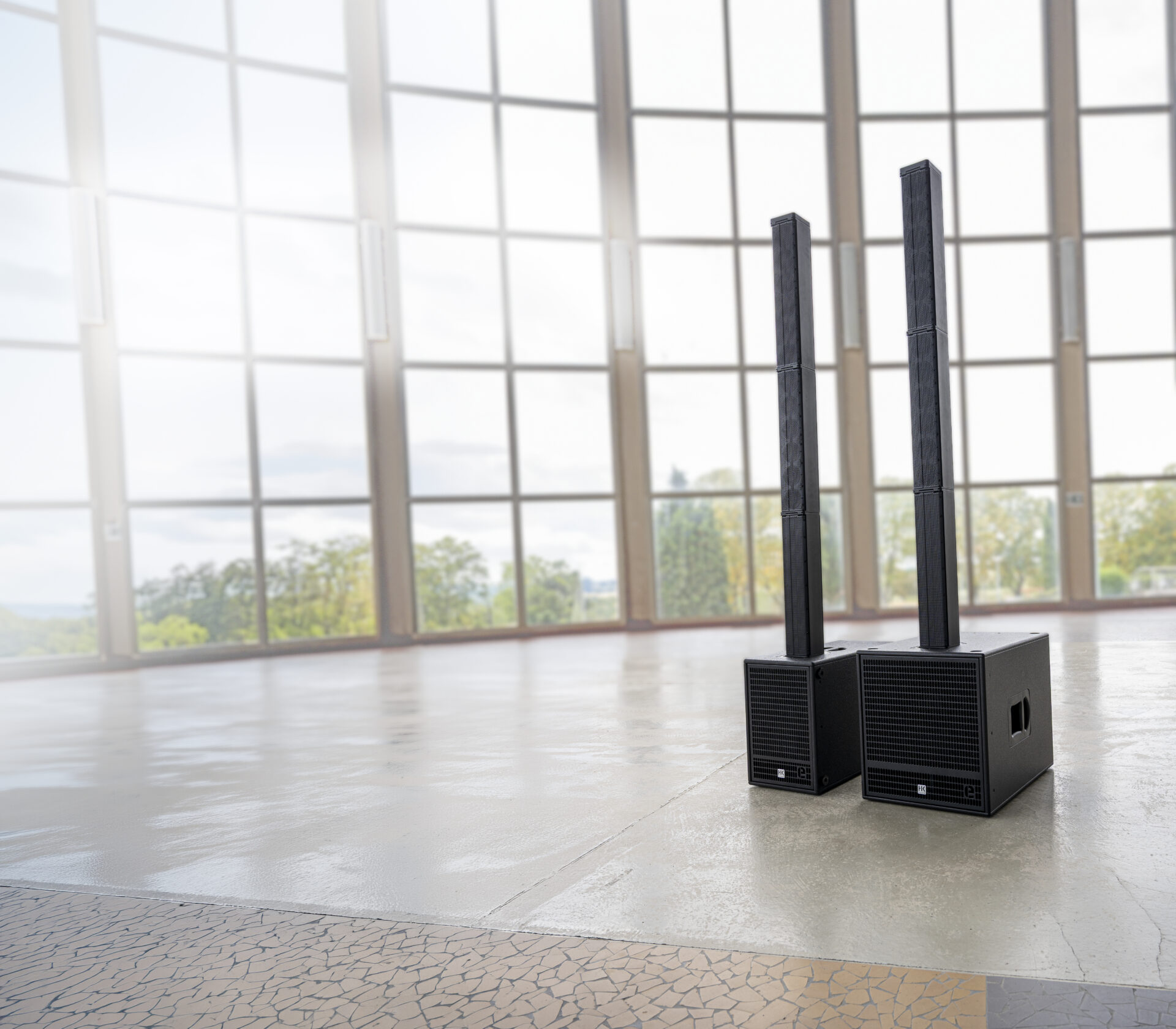 HK Audio ELEMENTS MK2 - modulární sloupový systém pro profesionální ozvučovací akce HK Audio ELEMENTS MK2 - modulární sloupový systém pro profesionální ozvučovací akce